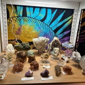 CRYSTALS - RUTILE QUARTZ, ARAGONITE, CALCITE & SO MUCH MORE !